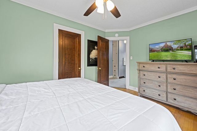 847 University Place, Grosse Pointe, MI 48230