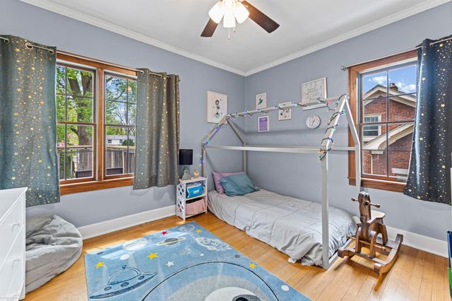 847 University Place, Grosse Pointe, MI 48230