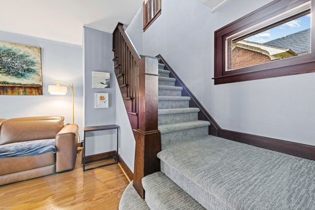 847 University Place, Grosse Pointe, MI 48230