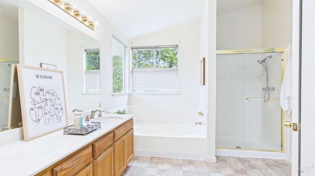 6424 Apollo Pl, Windsor, CA 95492