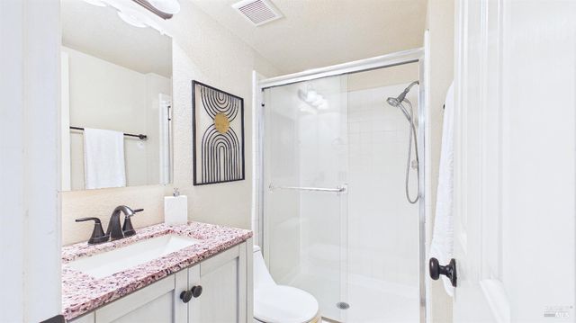 6424 Apollo Pl, Windsor, CA 95492