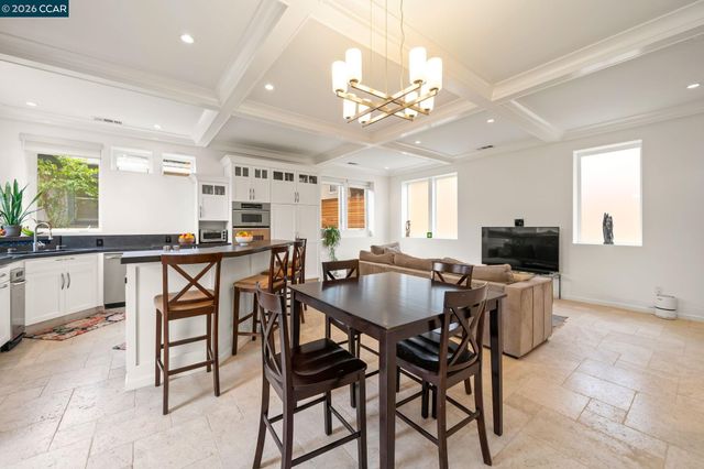 1333 Warren St, Martinez, CA 94553