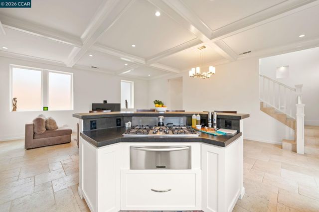 1333 Warren St, Martinez, CA 94553