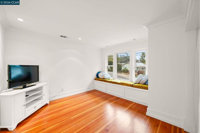 1333 Warren St, Martinez, CA 94553