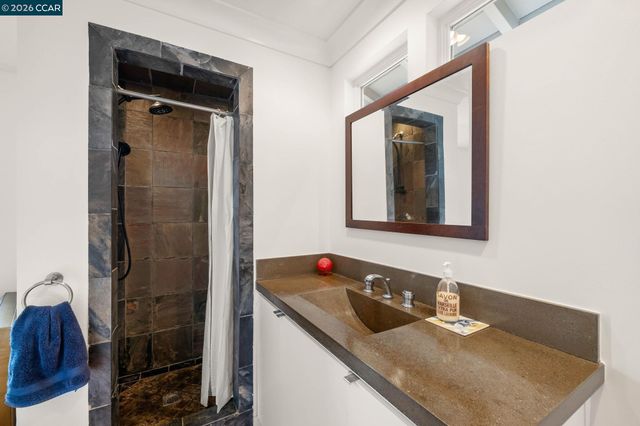 1333 Warren St, Martinez, CA 94553