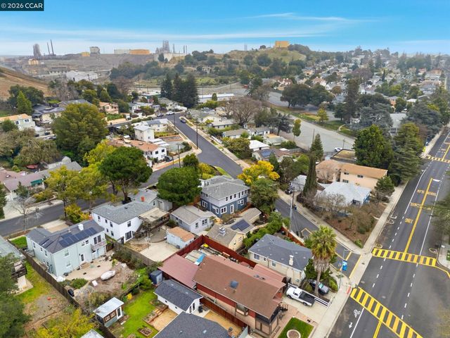 1333 Warren St, Martinez, CA 94553