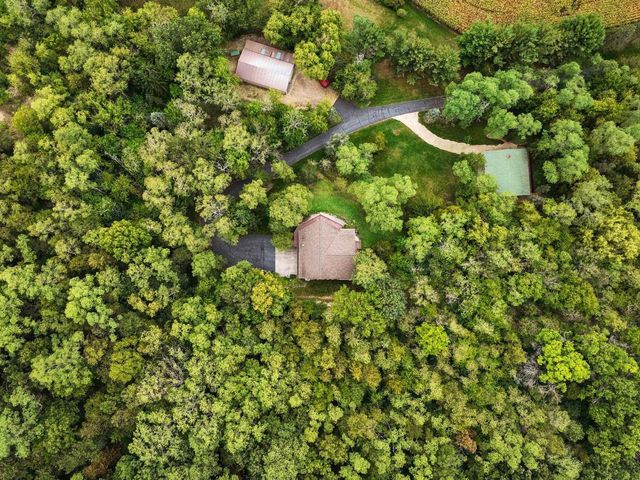 6460 Cooke Road, Mazomanie, WI 53560