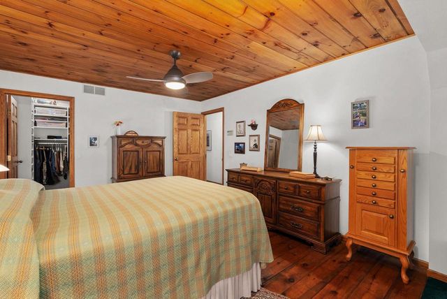 6460 Cooke Road, Mazomanie, WI 53560