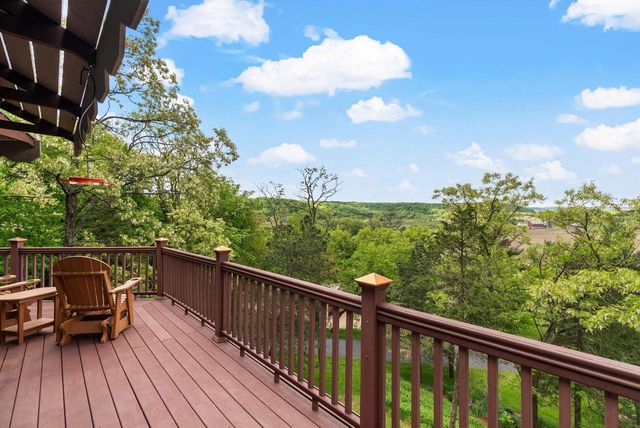 6460 Cooke Road, Mazomanie, WI 53560