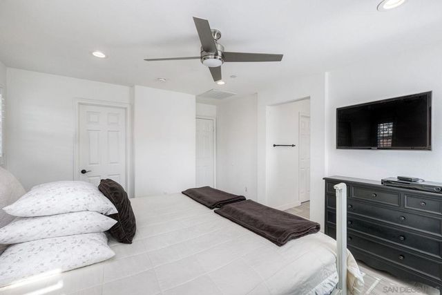 13210 N Peak Vista Dr, Lakeside, CA 92040