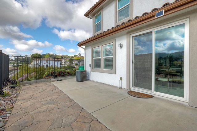 13210 N Peak Vista Dr, Lakeside, CA 92040