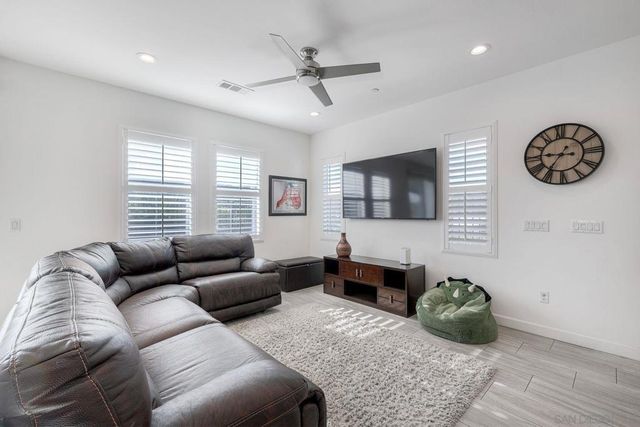 13210 N Peak Vista Dr, Lakeside, CA 92040