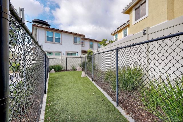 13210 N Peak Vista Dr, Lakeside, CA 92040