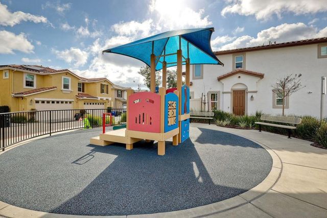 13210 N Peak Vista Dr, Lakeside, CA 92040