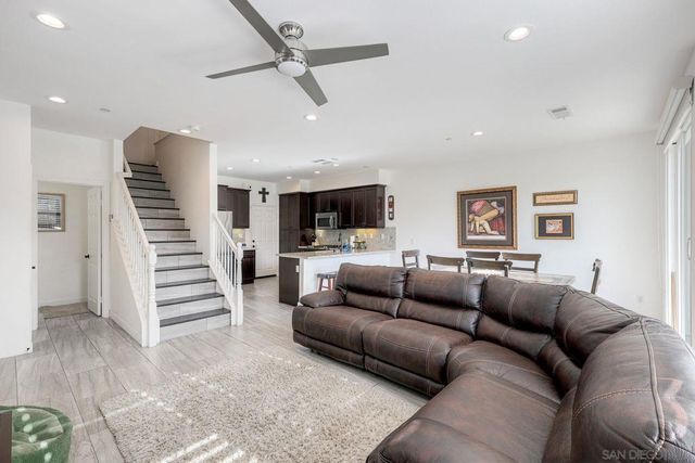 13210 N Peak Vista Dr, Lakeside, CA 92040