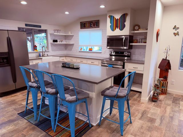 251 County Road, Goodrich, TX 77335