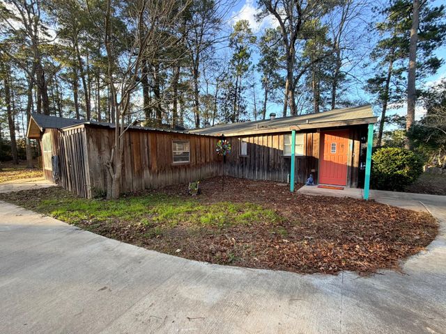 251 County Road, Goodrich, TX 77335