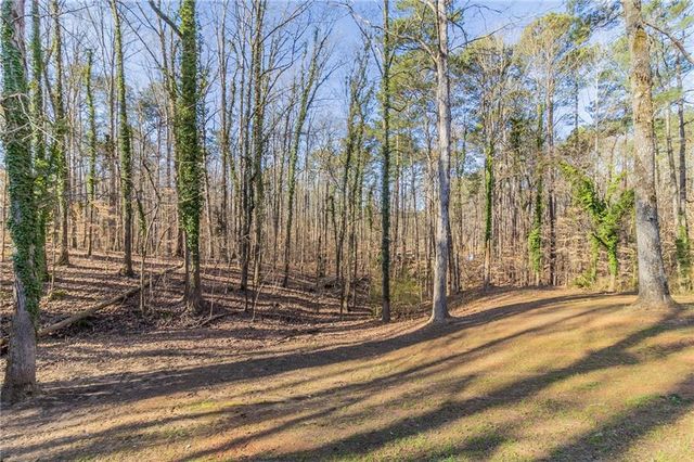 5845 Highway 92, Fairburn, GA 30213