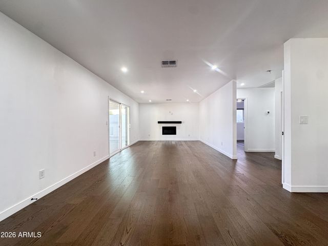 6407 E WILSHIRE Drive, Scottsdale, AZ 85257