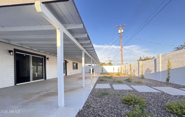 6407 E WILSHIRE Drive, Scottsdale, AZ 85257
