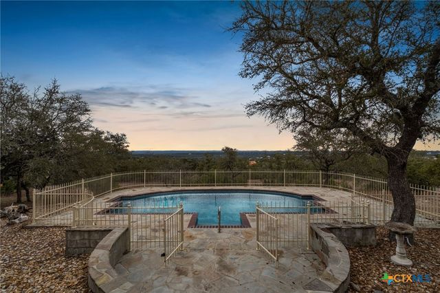 1069 Fawn River Drive, Spring Branch, TX 78070