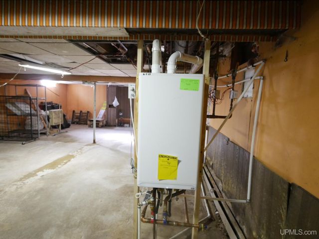 19990 Henry Street, Houghton, MI 49931