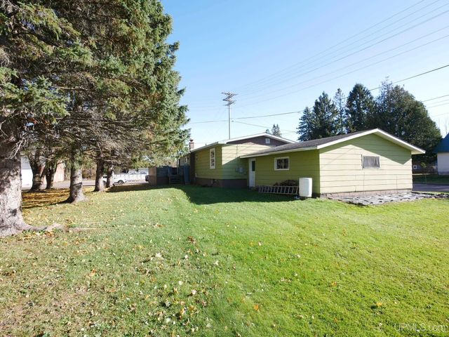 19990 Henry Street, Houghton, MI 49931