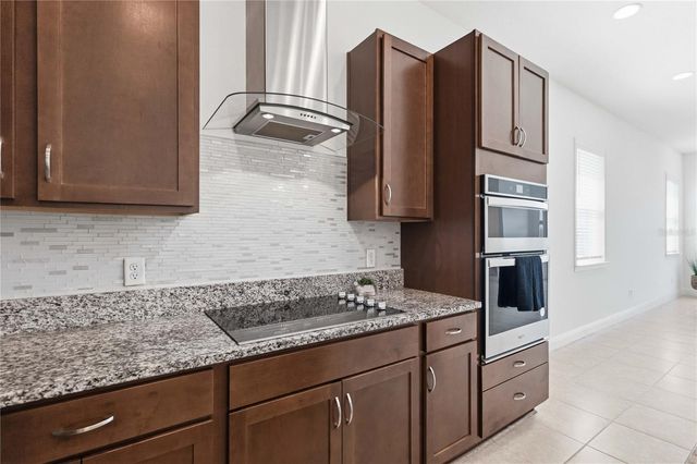 10096 SUNNIFA ALLEY, Orlando, FL 32832