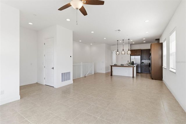 10096 SUNNIFA ALLEY, Orlando, FL 32832