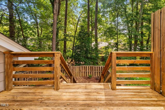 1524 Edgeside Court, Raleigh, NC 27609