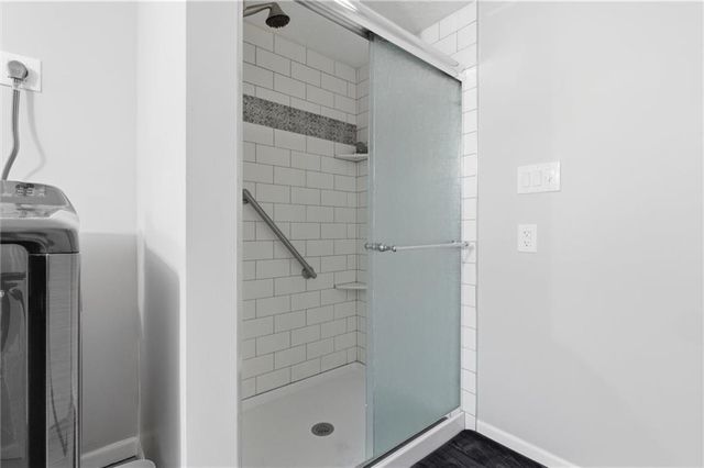 2816 Berry Lane, Independence, MO 64057