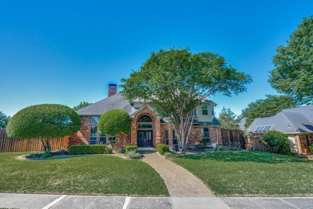 2100 Brugge Court, Plano, TX 75025