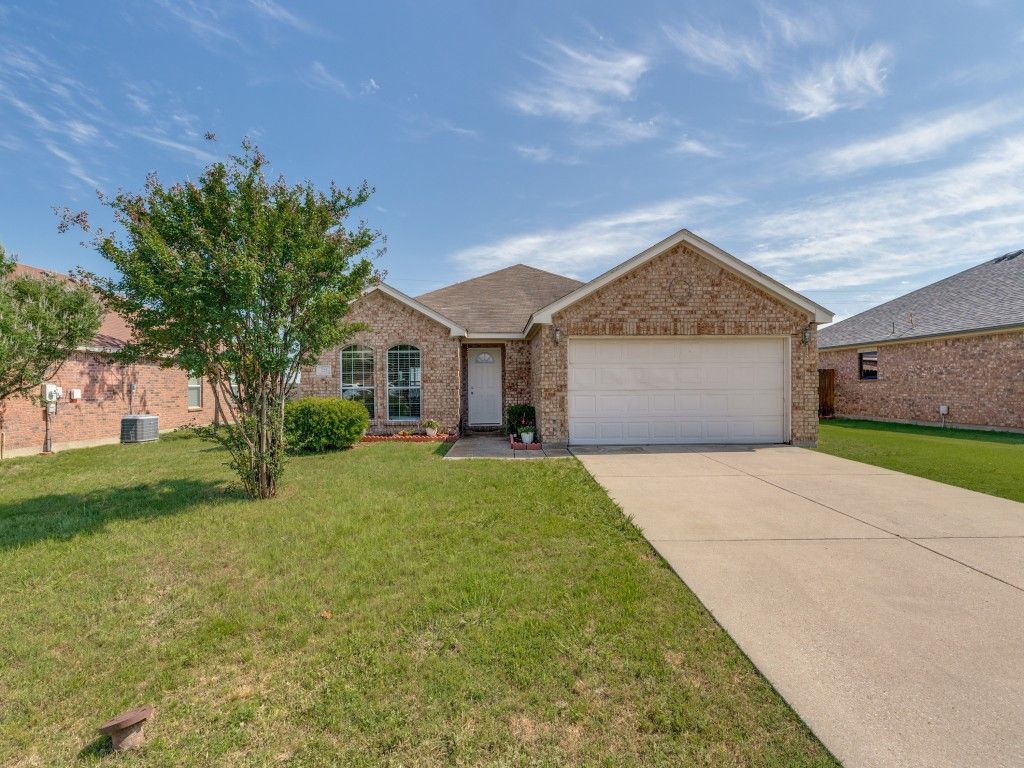 225 Charleston Drive, Anna, TX 75409