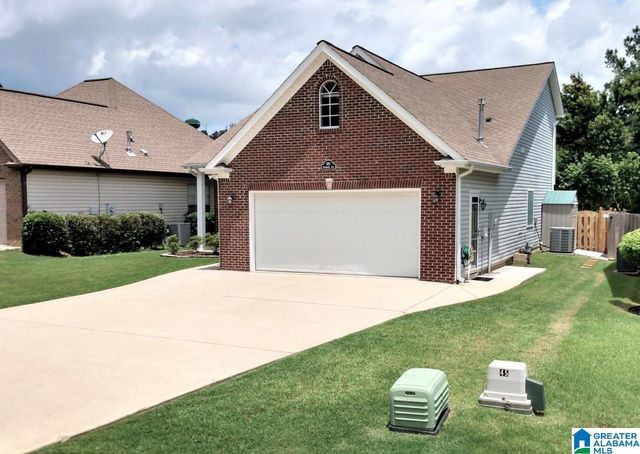 610 CROSSCREEK COVE, Pelham, AL 35124