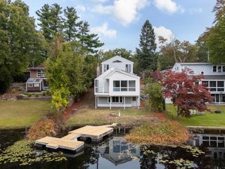 57 Sebbins Pond Drive, Bedford, NH 03110