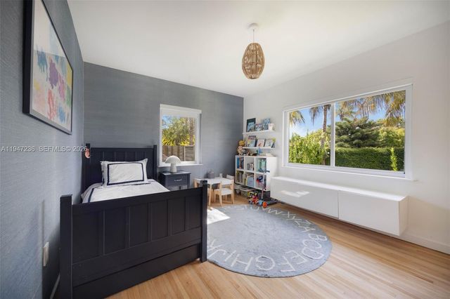 6055 SW 38th St, Miami, FL 33155