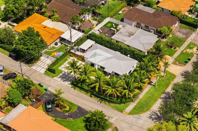 6055 SW 38th St, Miami, FL 33155