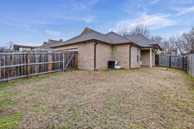 8887 MACON RD, Memphis, TN 38018