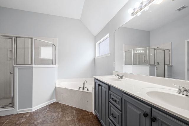 8887 MACON RD, Memphis, TN 38018