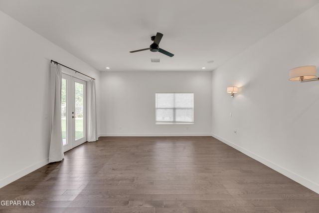 3912 LAS VEGAS Drive, El Paso, TX 79902