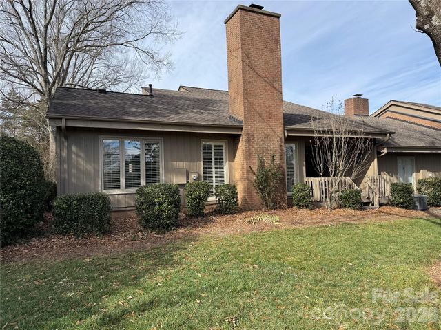 4913 Torrey Pines Court, Charlotte, NC 28226