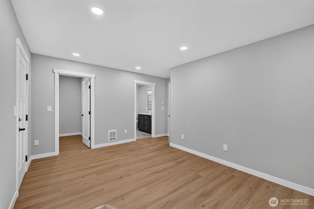 5408 240th Street SW, Mountlake Terrace, WA 98043