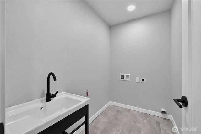5408 240th Street SW, Mountlake Terrace, WA 98043