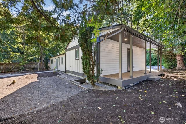 5408 240th Street SW, Mountlake Terrace, WA 98043