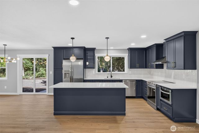 5408 240th Street SW, Mountlake Terrace, WA 98043
