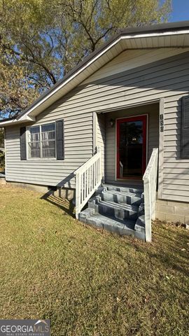 180 N Main Street NW, Gordon, GA 31031
