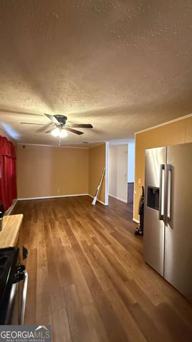180 N Main Street NW, Gordon, GA 31031