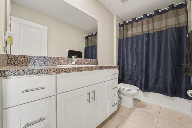 5067 SABLE CHIME DR, Wimauma, FL 33598