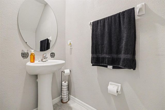 5067 SABLE CHIME DR, Wimauma, FL 33598