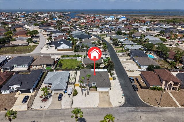 14901 Dasmarinas Dr, Corpus Christi, TX 78418